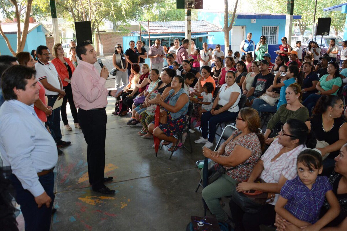 ChuyValdesP's tweet photo. Hoy dimos inicio al programa "Escuela Activa" para Madres y Padres. #PazActiva #CuliacánActivo #EscuelaActiva https://t.co/3dmLmgAPa0