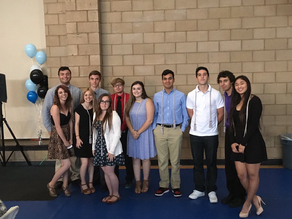 CCNTH's tweet photo. Celebrating our AVID seniors! So proud of all of you! @neffdan5 @suptRayneeDaley @LuciaMarUnified @MrsHCastro #CCNTH https://t.co/GKwGY4fISg
