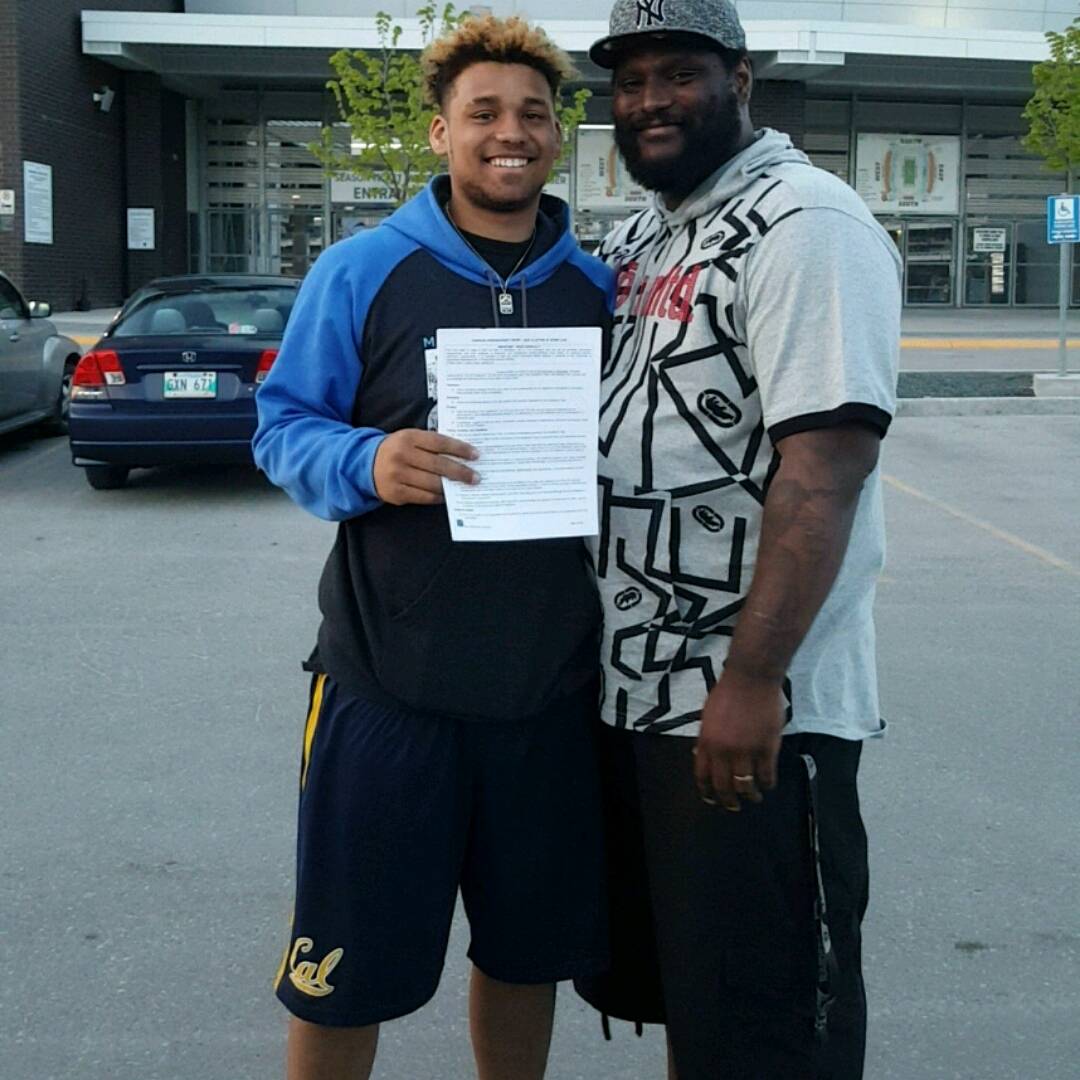 TVC2ERA's tweet photo. Thank you U of M . hometown offer ✅✔✅✔✅. 😊😀 https://t.co/qTzAduM5p3