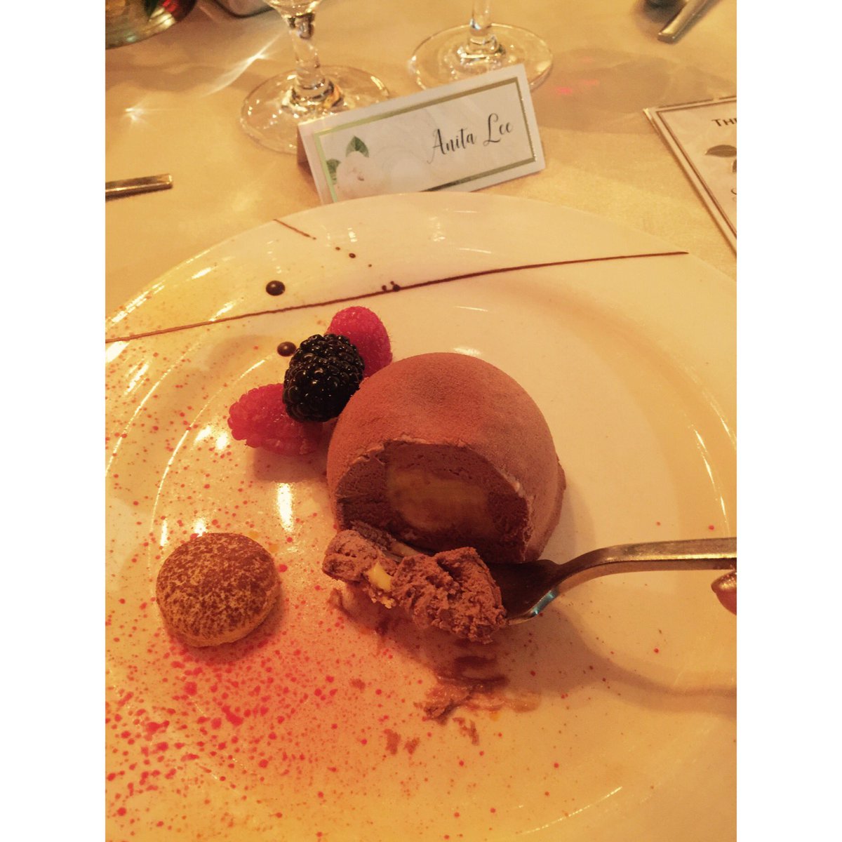 It's a beautiful evening here at the #westinspringfling dinner 😋 <a href="/WestinBayshore/">The Westin Bayshore</a>