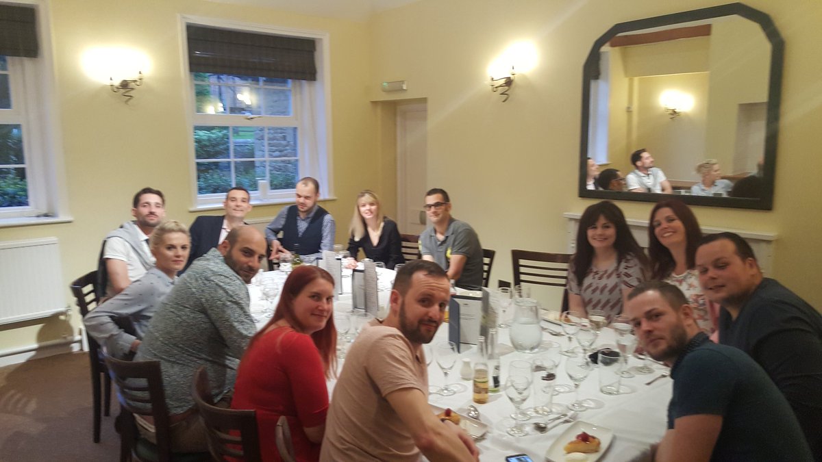 Victori73842125's tweet photo. @MarkCash15 @Victori73842125 @amylou8725 #pigm #mainingredient Congratulations to Drew our kitchen manager who's started his journey to GM https://t.co/nIVb5Ea6Jq