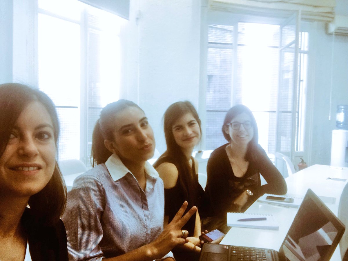 telecoming's tweet photo. Hoy asistimos al #WorkshopSEO en @ISDI_edu con @adigital_org @ie_infoempresa team & (super) COM comparten pupitre @CdelhcDe @Rrbienert #job https://t.co/2INd6UCmML