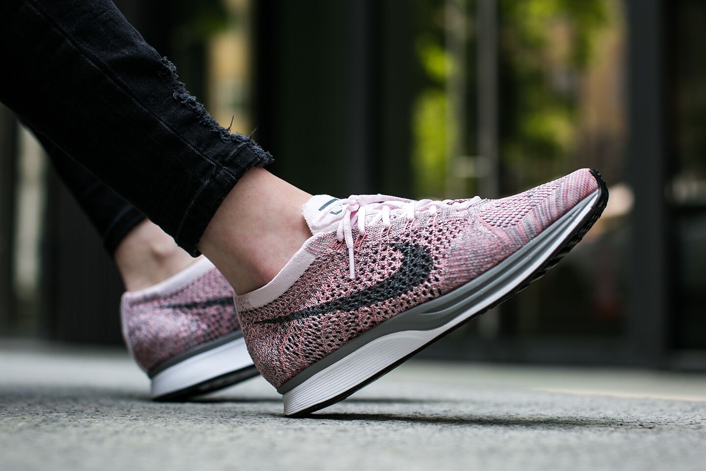 on Twitter: "Nike Flyknit Racer "Strawberry" Buy via 👉 https://t.co/swKdzz641g #nike #flyknit #flyknitclub #snkrhds #sneakerfreak #hypegirl https://t.co/3Gzu7B9uIU" /