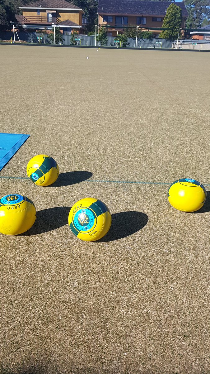 Nothing beats practice while the sun is shining and a howling wind. 👍💪 #TrainHard #PlayHarder