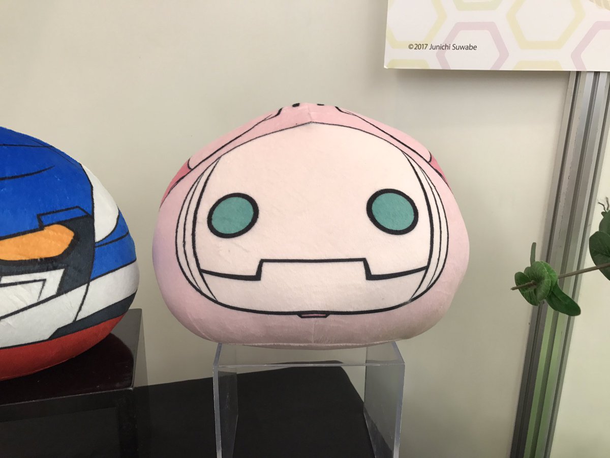 Tvアニメ Id 0 公式 もちもちまるっこぬいぐるみ はマヤとイドとファルザのiマシンがラインナップ もちもち柔らかいぬいぐるみで 大きさも手ごろなので ついムニムニ触りたくなります 笑 いつもは無愛想なイドも ムニュッとした感じになって