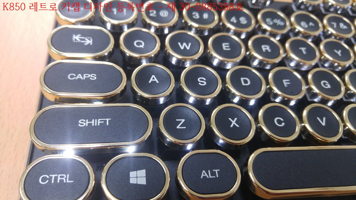 ABKO_HACKER's tweet photo. K850 레트로의 친구들 소식 2탄~!!
(K850 레트로 키캡 디자인 등록번호 - 제 30-885398호)
https://t.co/nMj4q88Di3
#앱코 #레트로 #키캡 #K850 #타자기 #시카고타자기 #핑크 #화이트 #블랙 #골드 https://t.co/unxBEk23Ku