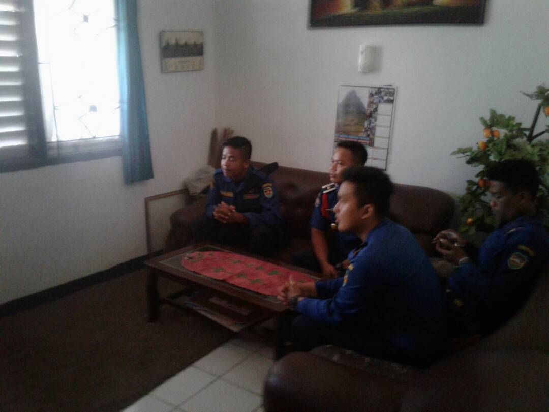 1Dpkpb's tweet photo. Sosialisasi @1Dpkpb Ke kecamatan Sukatani d lanjutkan glusukan k Desa
@DediMulyadi71 @damkaristimewa @WiebyWs @helmibrahma2 @nanan_ok https://t.co/fRUtPmLoRA