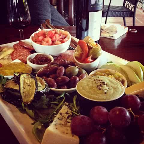 RubyJenner's tweet photo. Cheese Plate and Red Wine #Executive_Access amazingly taste on @DP_BISTRO @Chef_FabianLana https://t.co/mDNJucr0HR