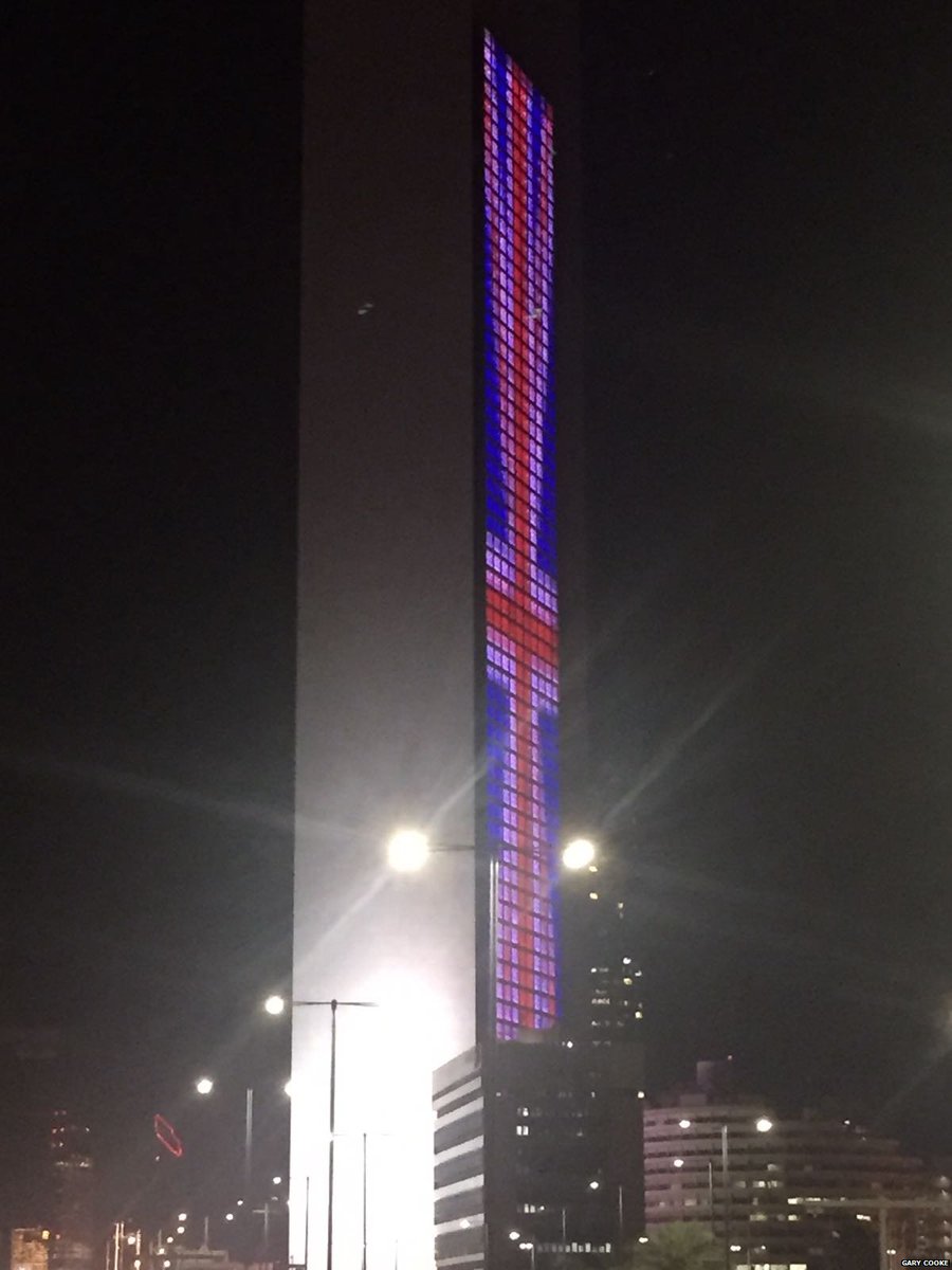 BBCWorld's tweet photo. World monuments illuminated with Union Flag, in tribute to #ManchesterAttack victims 

LIVE: https://t.co/jlLQuEsred https://t.co/UFX8mV68UC