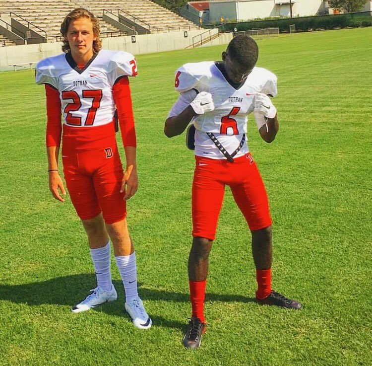 jdmclean10's tweet photo. Can't believe my boy is gone love and miss you bro you won't be forgotten LongLiveKD💯🙏🏻 #LongLive6 https://t.co/LRMklKmA1z