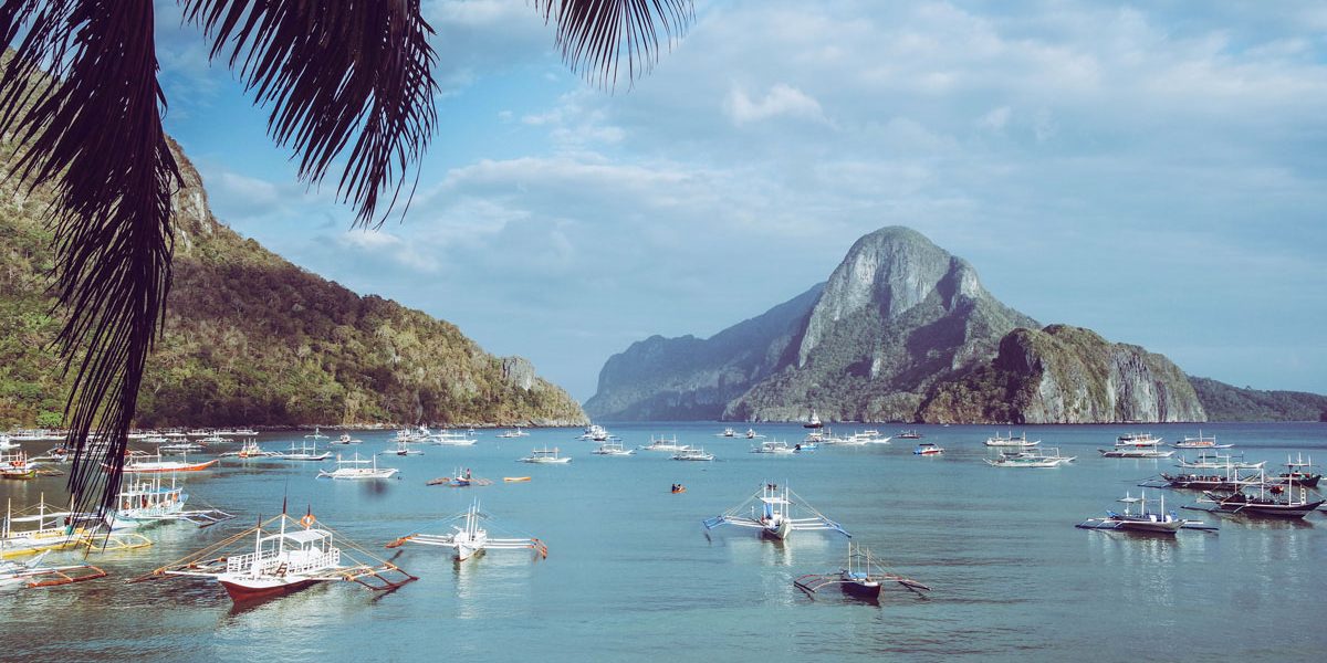 Lifeisavoyage's tweet photo. 🌴🌞 L'été approche, et si vous partiez aux Philippines ? On vous raconte notre incroyable voyage ➡️ https://t.co/H3b1y7q6PT #voyage #summer https://t.co/BwRSvPF90T