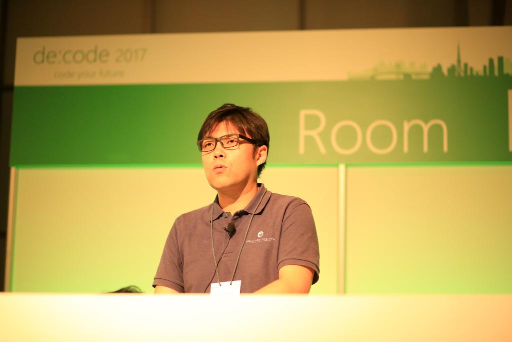 msdevjp's tweet photo. #decode17 #BA07 Dynamics ビジネス本部 本部長 田村 元 と、クリエーションライン株式会 近藤 和成氏 より、社複数のSaaSをまたぐビジネスプロセスをPowerAppsを使ってつなぎ、「コンポジットアプリケーション」を実際に作成していただきました! https://t.co/tToqqBNtfK