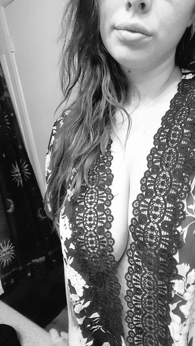 One time for my LA hoes. https://t.co/MhEXeHEK0z<a href="/tag/femdom"class="tags"><span>#femdom</span></a><a href="/tag/dominatrix"class="tags"><span>#dominatrix</span></a><a href="/tag/findom"class="tags"><span>#findom</span></a>