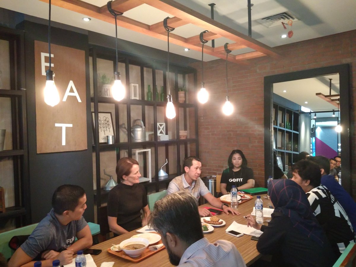 gofitid2's tweet photo. Media Gathering membicarakan rencana penyelenggaran Bintan Ironman 703. 
 #Ironman703  #triathlon #sports #GOFITers #GofitId  #Endurance https://t.co/FZhTVNkpYc