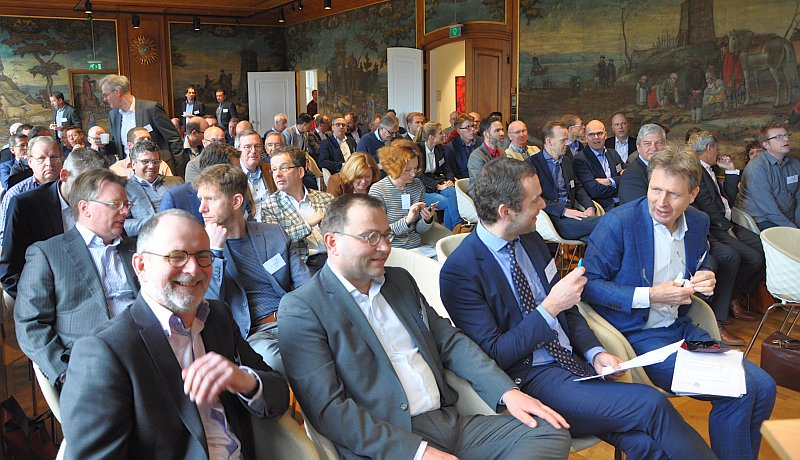 20 juni is er een #ZEN-platformbijeenkomst in Driebergen, met opnieuw een prikkelend programma. Aanmelden kan hier: lente-akkoord.nl/zen-platformbi…