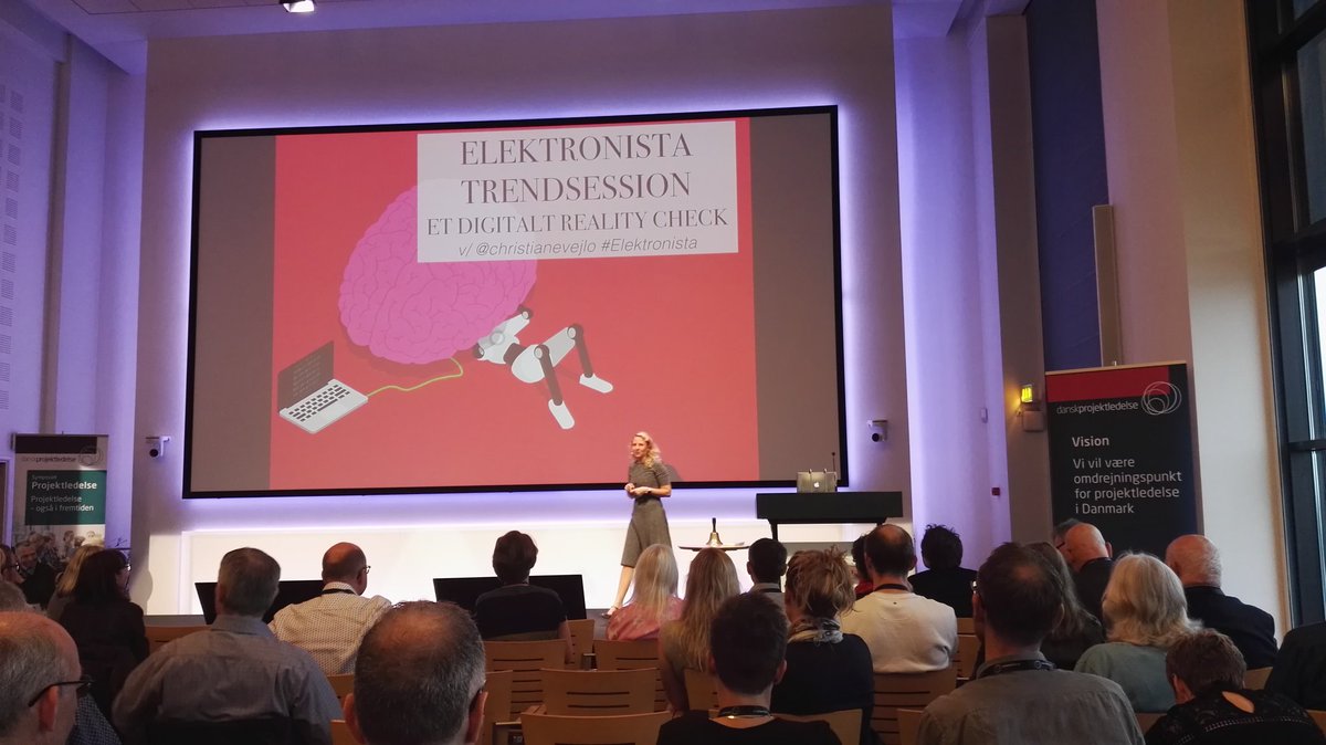 birgit_poulsen's tweet photo. Så er vi her igen. God stemning #symposietprojektledelse. Glæder mig til.at høre om digitale trends https://t.co/yQvVOauCA1