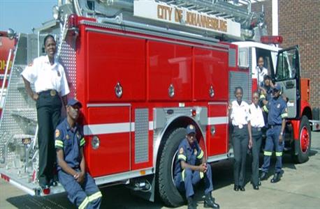 CityofJoburgZA's tweet image. City to the rescue after deadly shack fire joburg.org.za/index.php?opti… #Joburgatwork ^PS