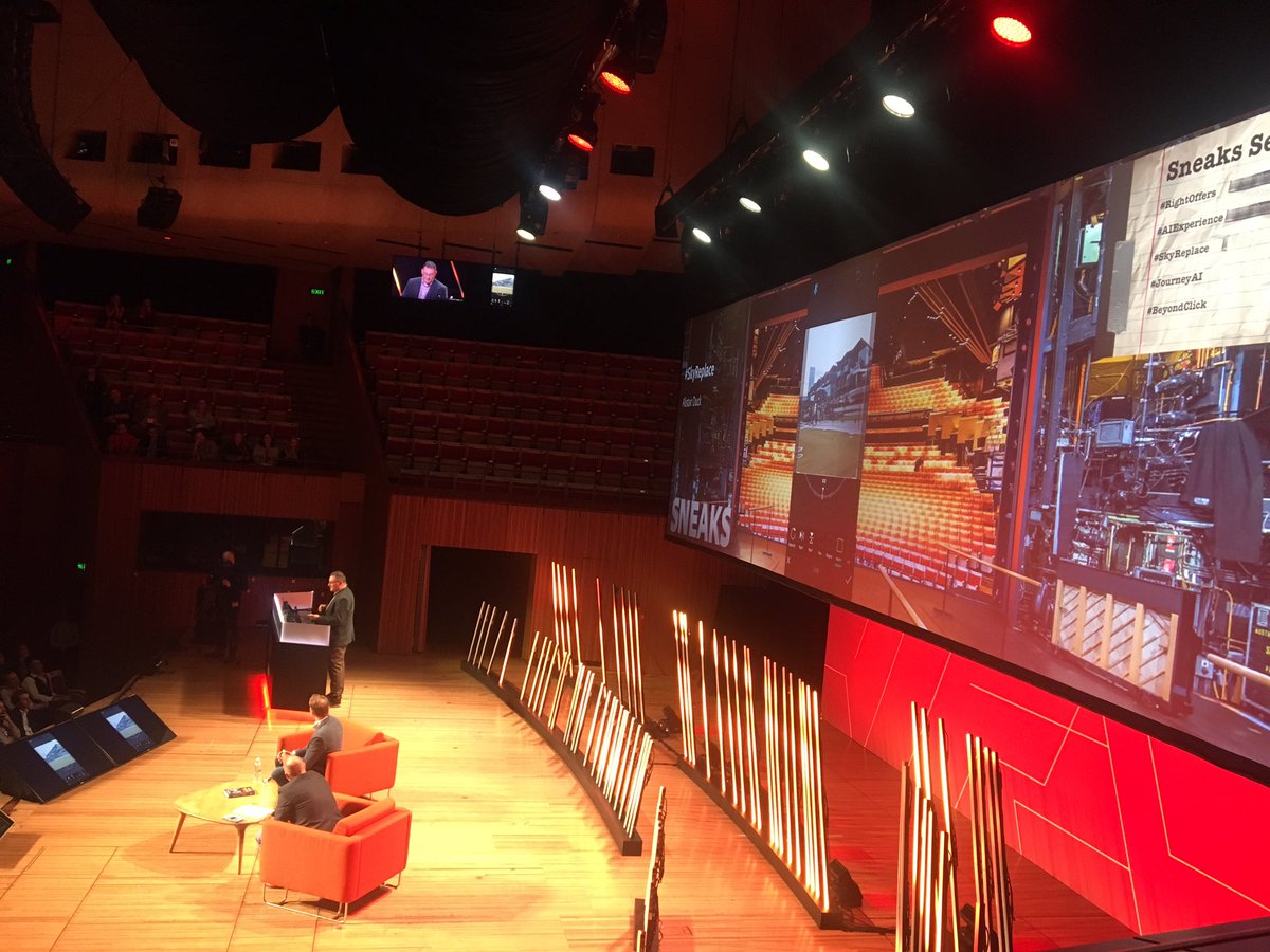 Adobe_aus's tweet image. The power of @AdobeSensei. Talk into your phone to edit your photos. #SkyReplace #AdobeSymp