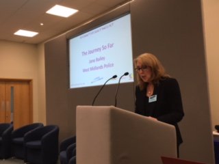 Mentortweets's tweet photo. #uknps17 Ch. Insp. Jane Bailey post #nps2016 @WMPolice saw more ASB from homeless and assaults in local prisons. https://t.co/8BiYSU4U2V