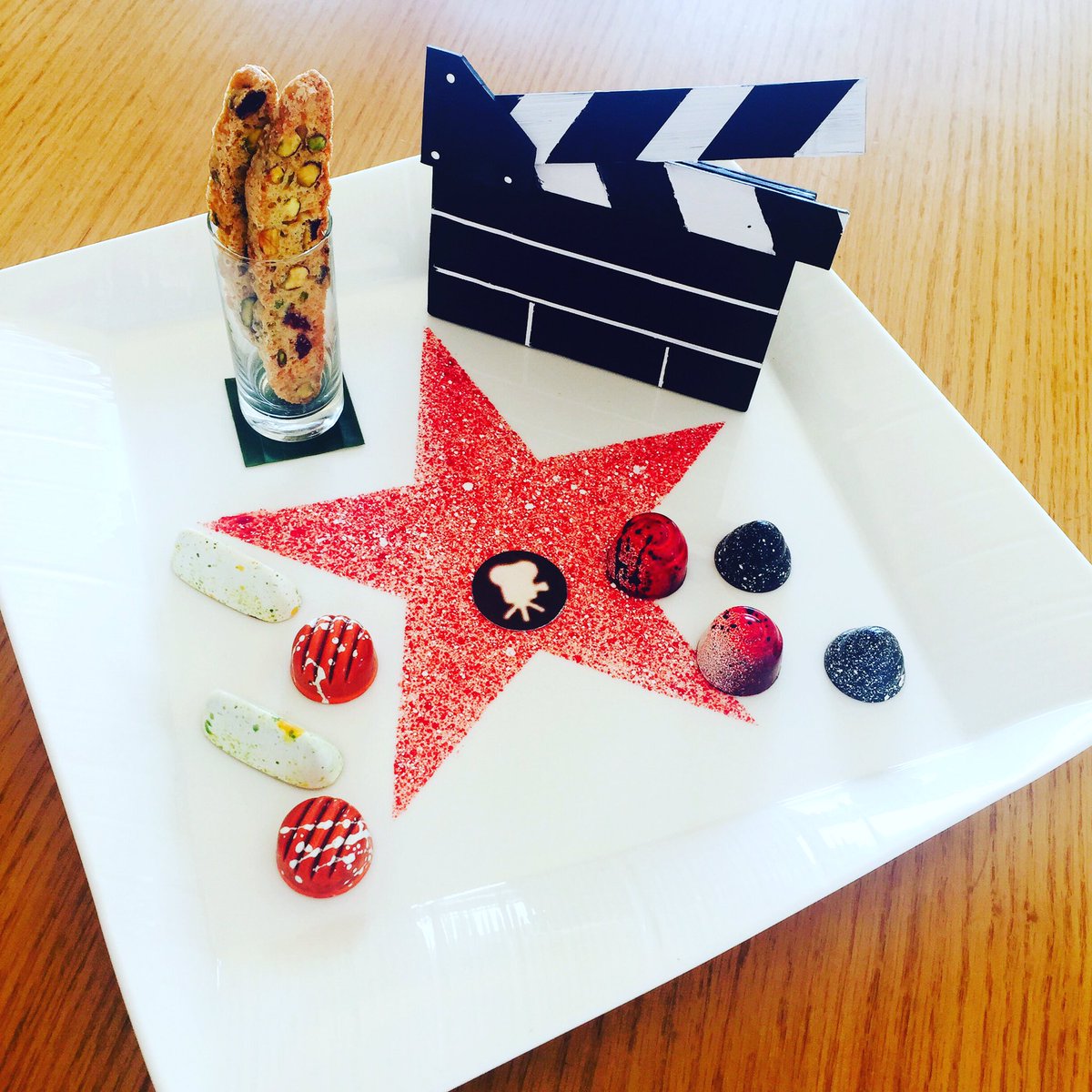 pratik2306's tweet photo. The greatest joy is making an amenity for your favourite-est movie star.. @iamsrk 
Welcome to @TridentMumbai #starstruck https://t.co/EIsRkXGeEM