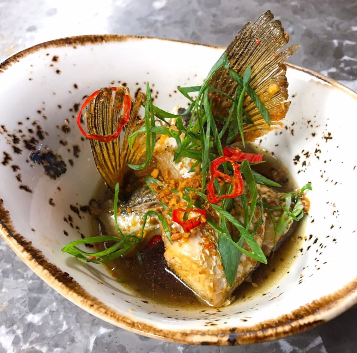 CapriBrisbane's tweet photo. Tonight with #ChefPeteEvans at our #Chinese #paleo #DineWithPete #dinner https://t.co/sEZPxtj2IY