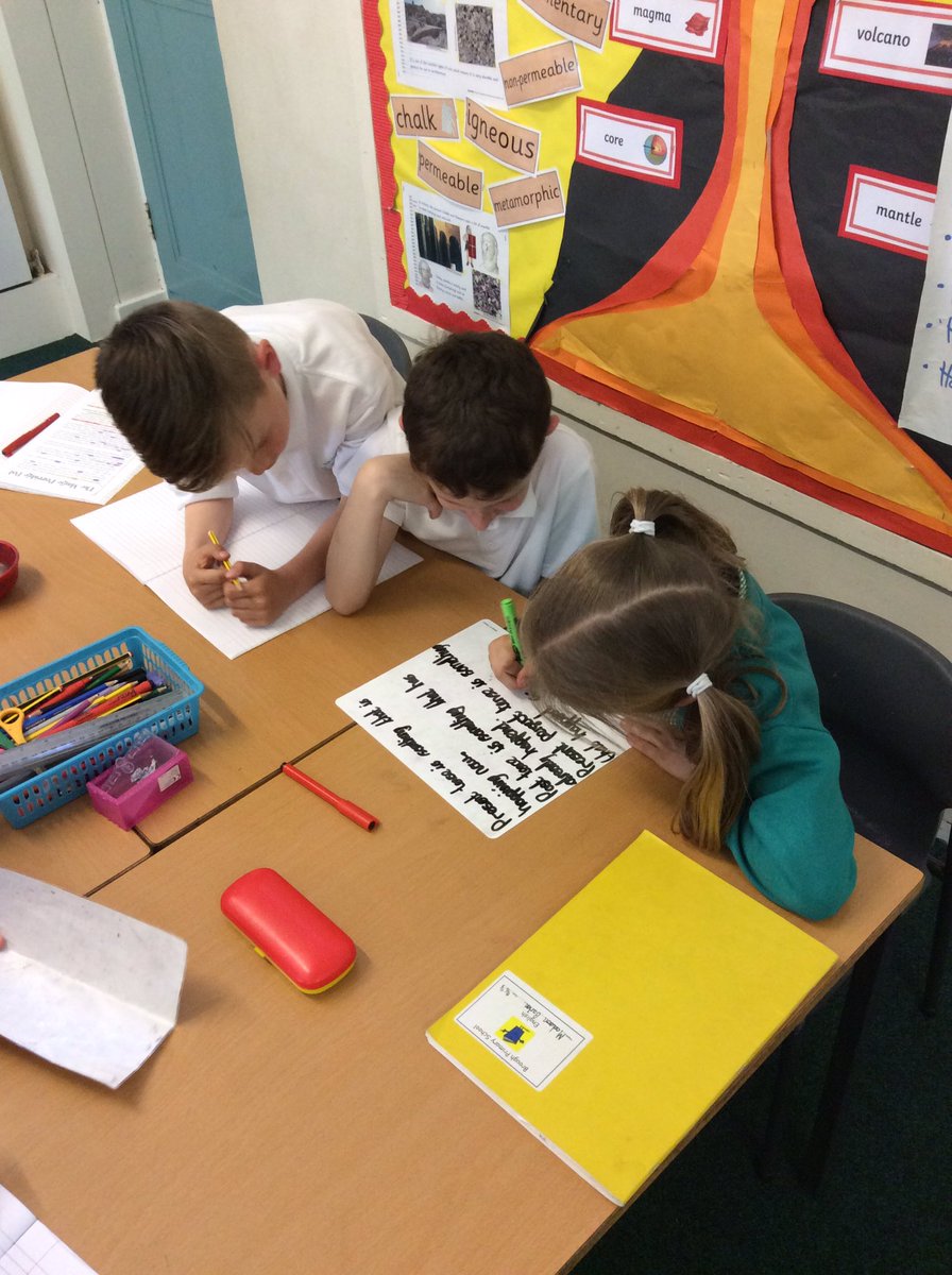 BroughPrimary's tweet photo. Y3 Discussing use of the correct tense. #teamtalking. #sharingideas https://t.co/F7jww7C0lA