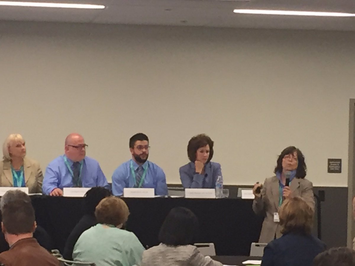 InfoNsg's tweet photo. Full House for these nurse leaders to share how they LEAD through empowerment! So proud of them! #PESummit https://t.co/SH781T9zvk