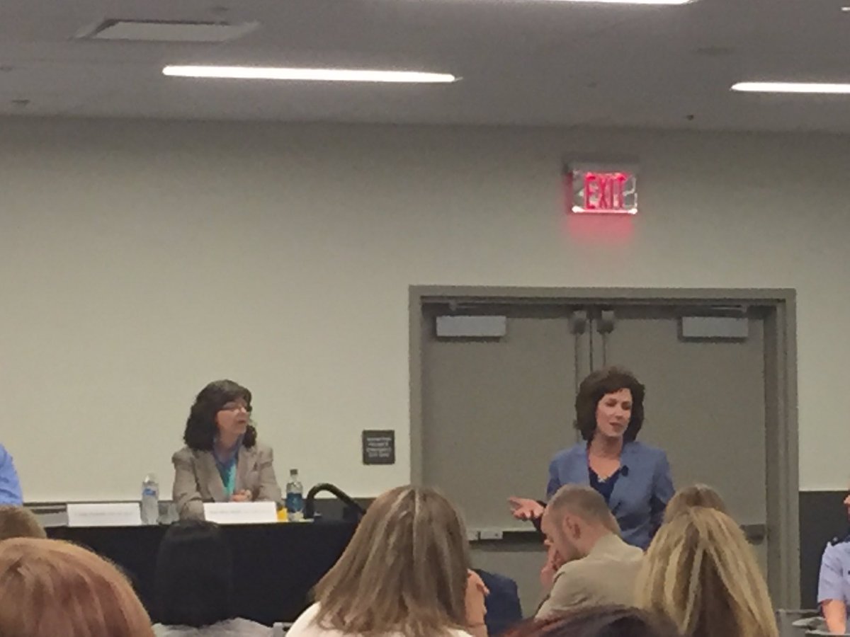 InfoNsg's tweet photo. Full House for these nurse leaders to share how they LEAD through empowerment! So proud of them! #PESummit https://t.co/SH781T9zvk