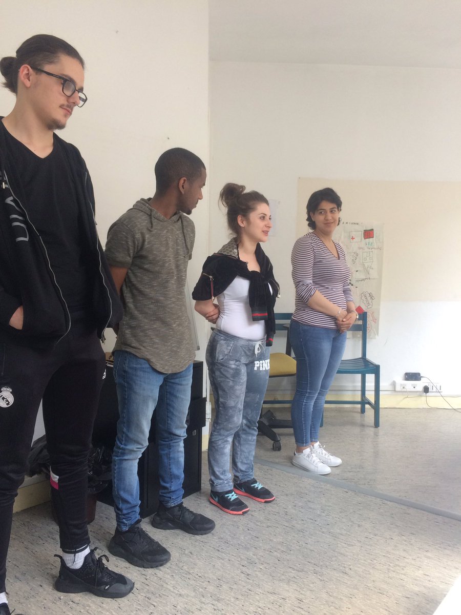 Plateforme i tweet media