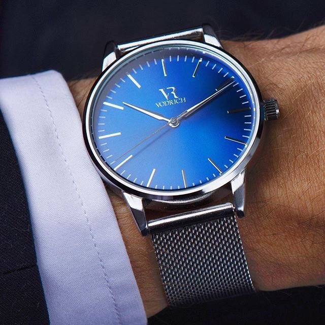 moo_yourself's tweet photo. How GORGEOUS is this?! 🙌😍👏 | #Watches | #Luxury | #Vodrich https://t.co/6itOnxf2eP