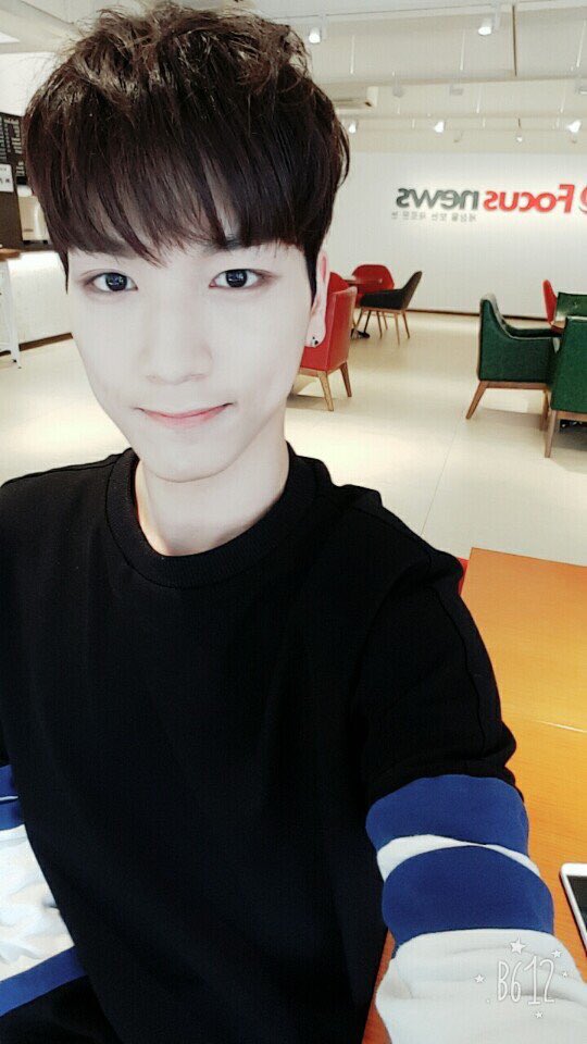 juwontak_japan's tweet photo. 170524 #주원탁 #wontop ツイッター
今日の #チュウォンタク 君は #フォーカスニュース のインタビューをしてきました。とても気になるでしょ？わかってますよ〜^^みなさんのために公開する #インタビュータク #トゥエイブル #2able https://t.co/TWb2b3puM7