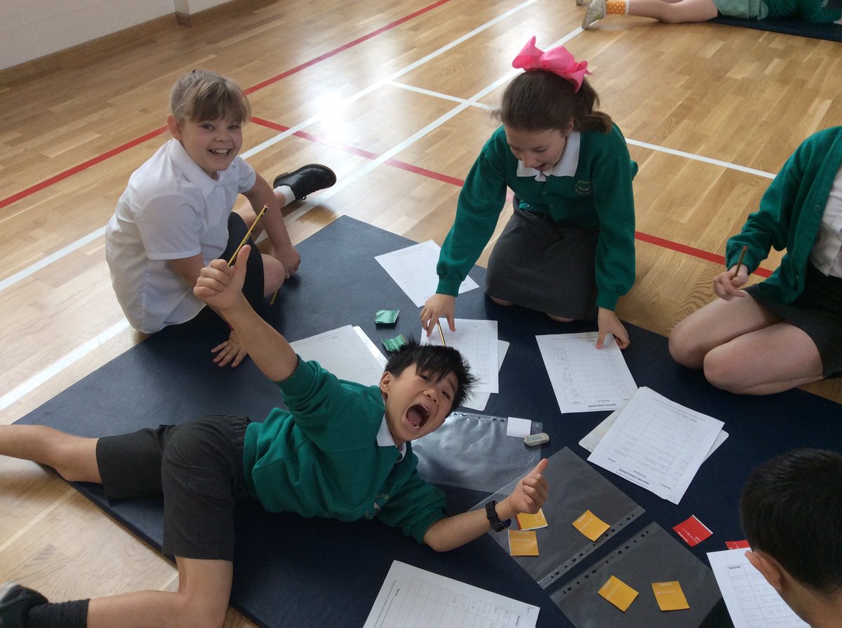 BroughPrimary's tweet photo. Y6 - Busy and having fun with some challenging maths #year6 #challengingmaths https://t.co/ogaK34t8oa