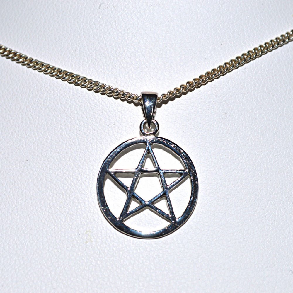 925 Sterling Pentagram Star Pentacle Pendant 15mm ~Wicca~Witch~Pagan Jewellery dlvr.it/PDLJy1