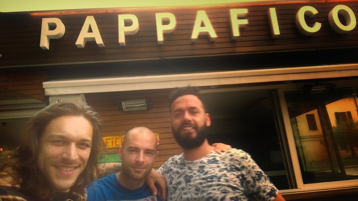TCavicchini's tweet photo. Apriamo le danze di #perpendicolari #newvideo #coming #pappafico #newsingle #lagodigarda #peschieradelgarda https://t.co/SzNMWK1I7A