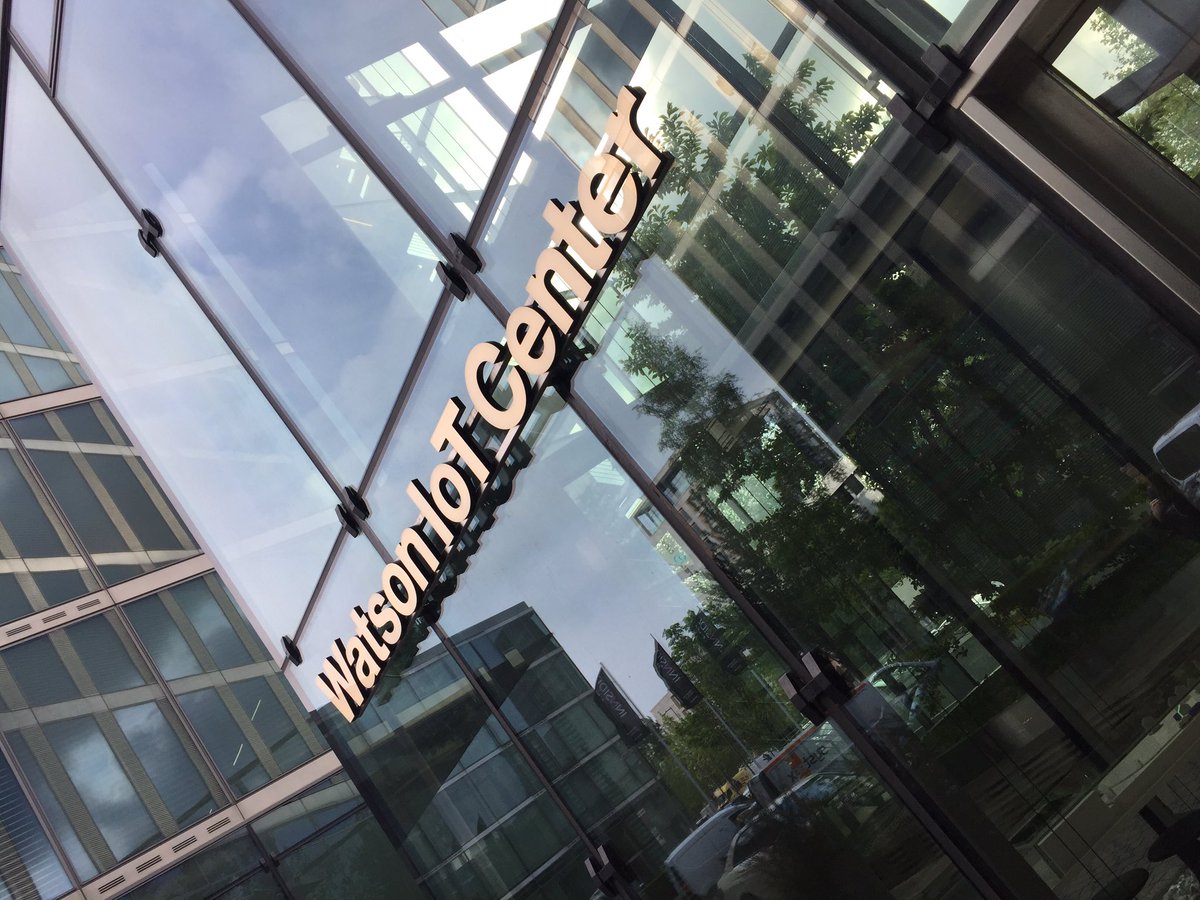 jewell_aud's tweet photo. Interesting day at the IBM Watson IoT centre in Munich #Spade2017 https://t.co/0tCd9sPwm7