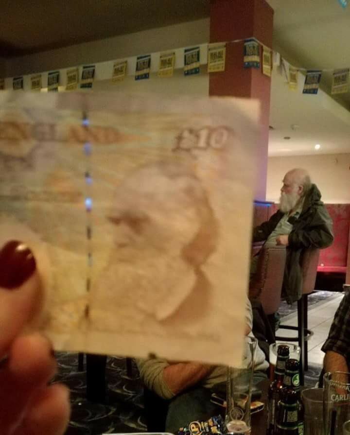 theJeremyVine's tweet photo. Found at last, the chap off the tenner. 
(via @Jayross135) https://t.co/csR0BZ3FxA