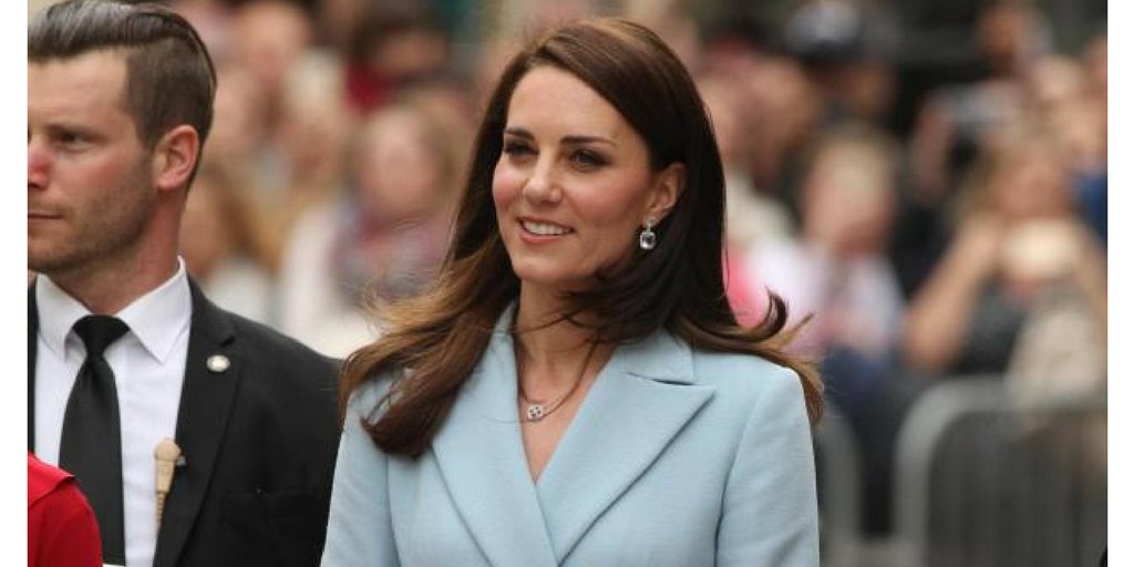 instant_effects's tweet photo. Kate Middleton hailed as the ultimate beauty icon for women in #MyInstantEffects poll featured in @TheSun https://t.co/7zG5N8VoGe https://t.co/gLzax6uAda