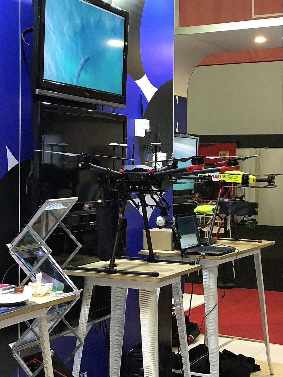 arankaN's tweet photo. Just saw the biggest drone I have seen in real life! #CeBITAus it's job to find sharks! Clever! https://t.co/wWOuy2BJOb
