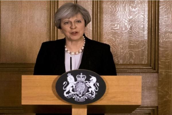 MorganRoweFM's tweet image. Security Threat Level at Critical. Sporting Events May Be Cancelled. More Armed Officers on Streets buff.ly/2rPaQMn