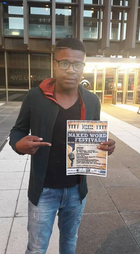 LinguaPoetry's tweet photo. Thando Doni, Bongile Mantsai and @mbothwe, all endorse the Festival.

#NakedWordFest2017

Pics: Bongile Mantsai and Mandla Mbothwe https://t.co/FqzU6iwCz9