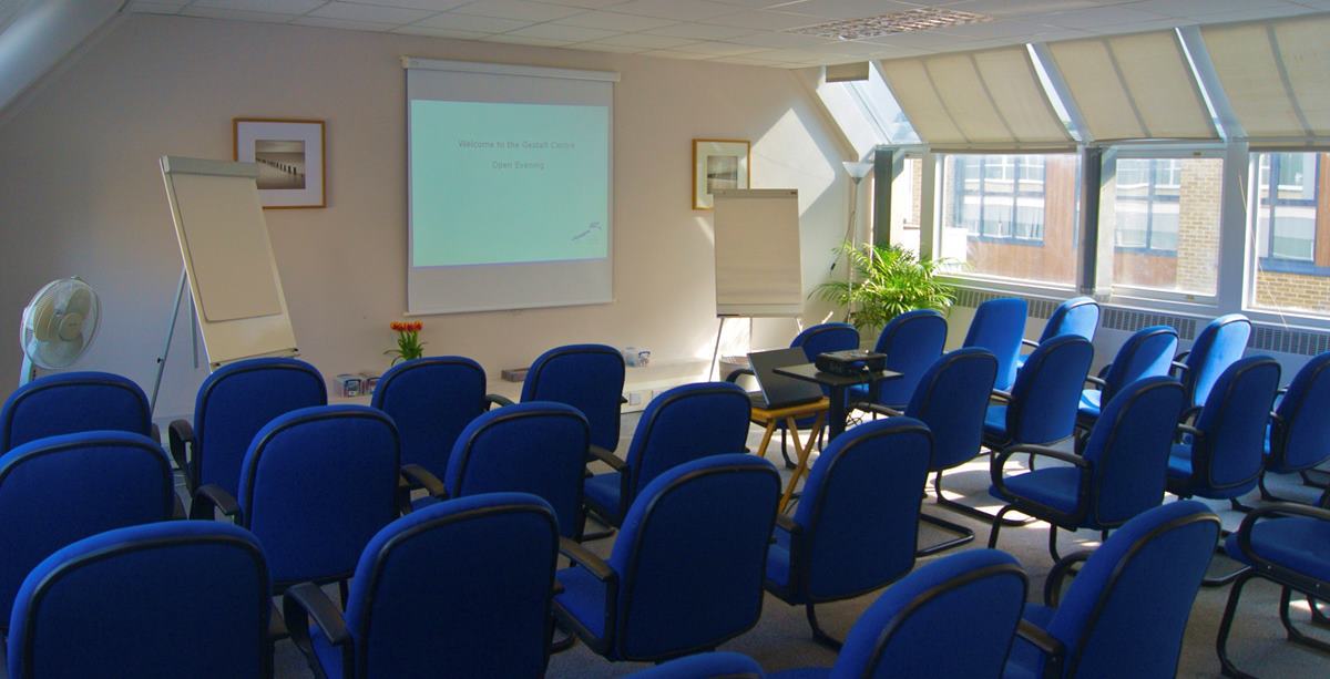 YourSelfStore's tweet image. At #YourSelfStore  we offer fully serviced #offices for your business to rent at a competitive price. Check out our #officespace