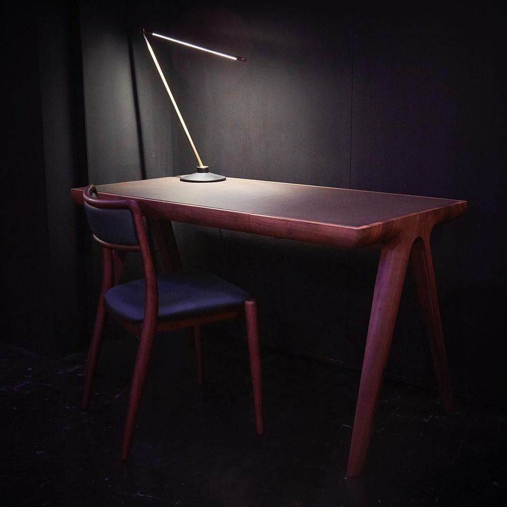 dare_studio's tweet photo. Our Maya desk and Tor chair are looking great with the @juniperdesignbklyn thin lamp @clerkenwelldesignweek #cdw20… https://t.co/EFjmOjYZxb https://t.co/XjaS3dC8M4