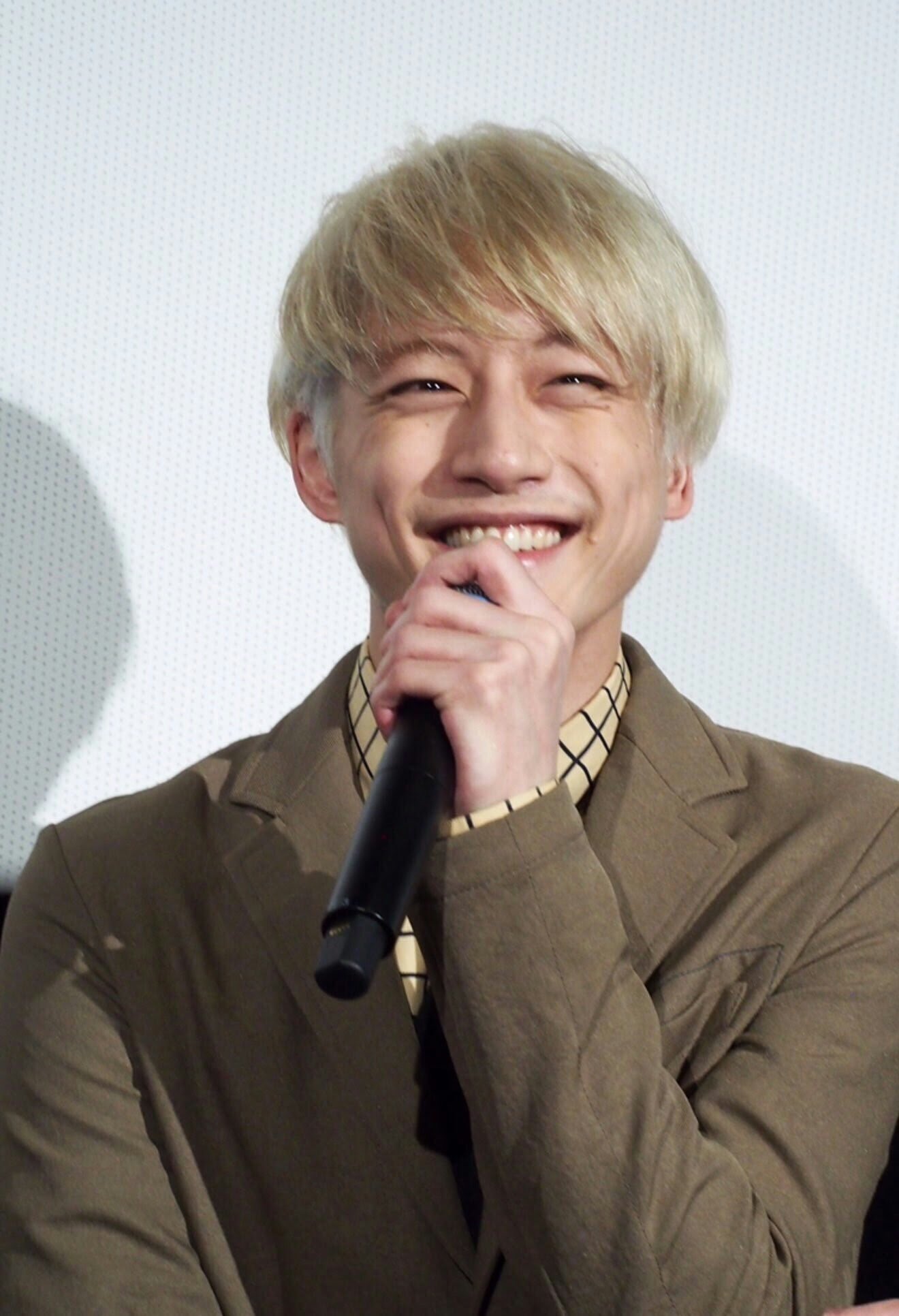 Tweets With Replies By 坂口健太郎 金髪 画像 Sakamichikenta Twitter