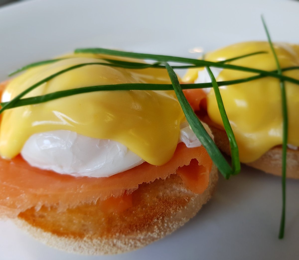 Perfect for a sunny midweek morning treat, Eggs royale 😍