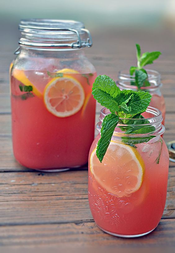 CamdenCocktails's tweet photo. YAY - The sun is out!  Get some of these ready.  Thank you @ourthreepeas Watermelon Cocktails for Summertime https://t.co/0RQvQG4OkV https://t.co/H5SqHENQk0