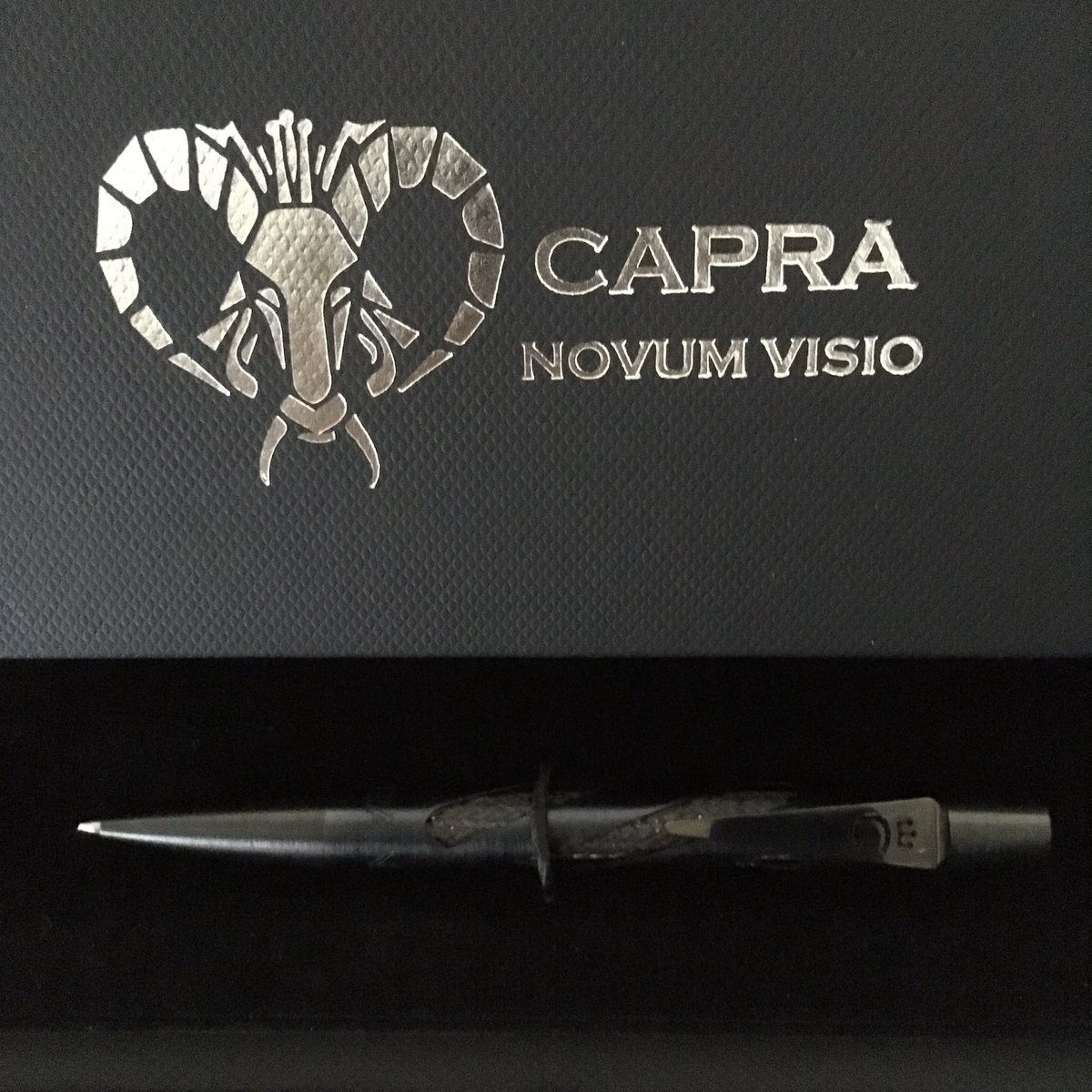 capra_nv's tweet photo. The luxurious Dark Shadow pen British made with a real carbon fibre internal. Order now #capranv https://t.co/0zNOxPKWM8