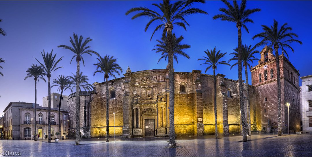 _WeLand's tweet photo. Cada rincón de la Catedral contiene una historia, ¿te animas a conocerlas? #Conecta2Almeria https://t.co/tP0wGHCxm0