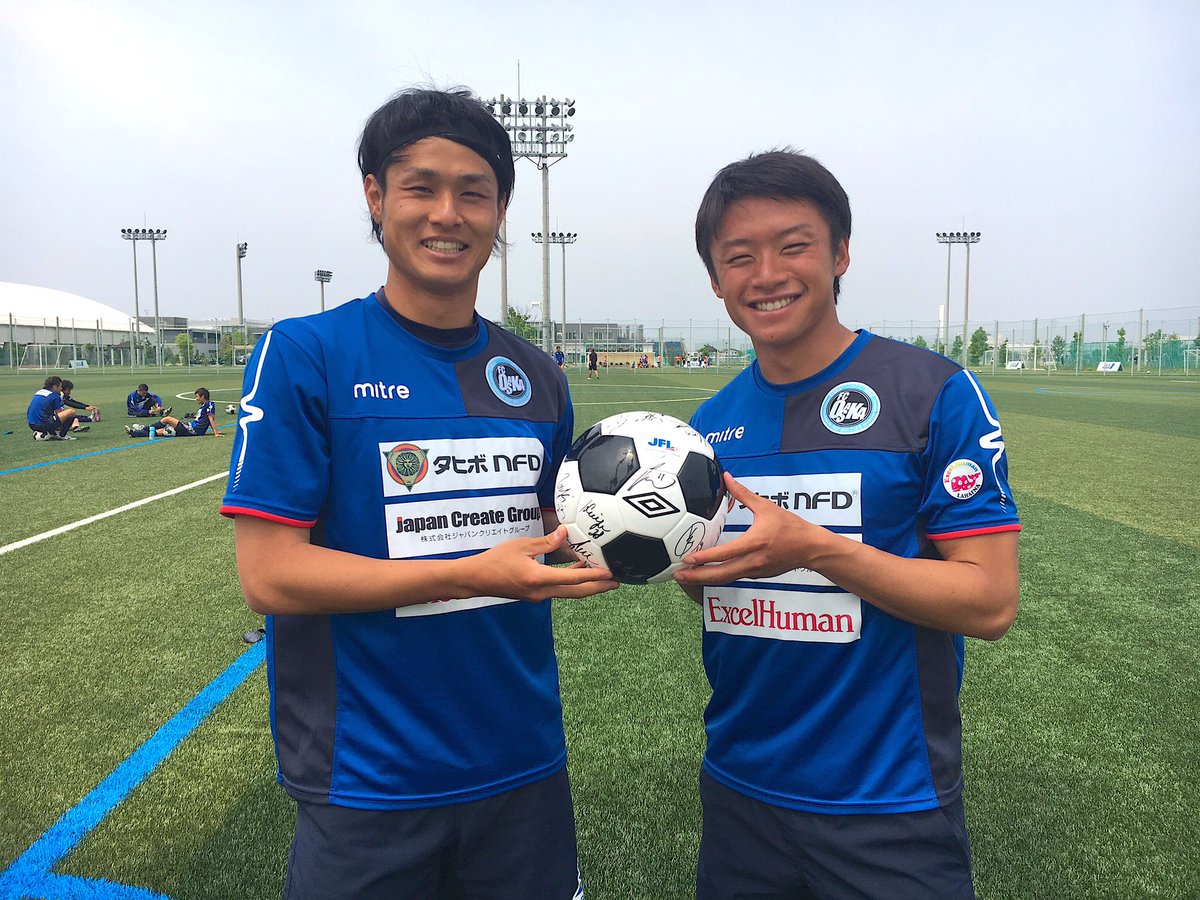 F C 大阪 公式 Fc大阪 En Twitter Fw 11 川西誠選手 Df 24 西岡大志選手 21日に行われたホームゲームの川西選手 の得点シーンでは 二人でリストバンドをはめ ゴールパフォーマンスをするシーンが見られました 仲良しなお二人をお届けいたします Fcosaka Fc