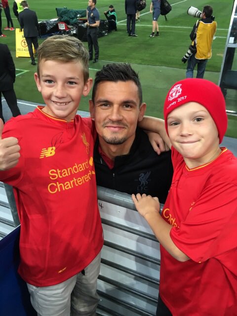 parro071's tweet photo. @DejanLovren_ what at champion @LFC @LFC @ANZStadium thanks https://t.co/1PFnhuyeXG