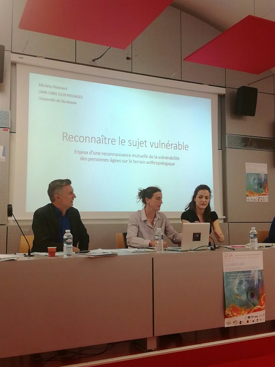 ColloqueED58's tweet photo. Communication de @MichelePedezert sur la reconnaissance du sujet vulnérable (personnes âgées)
#colloqueED58 #univbordeaux #univpaulvalery https://t.co/Wu51XoPIl3